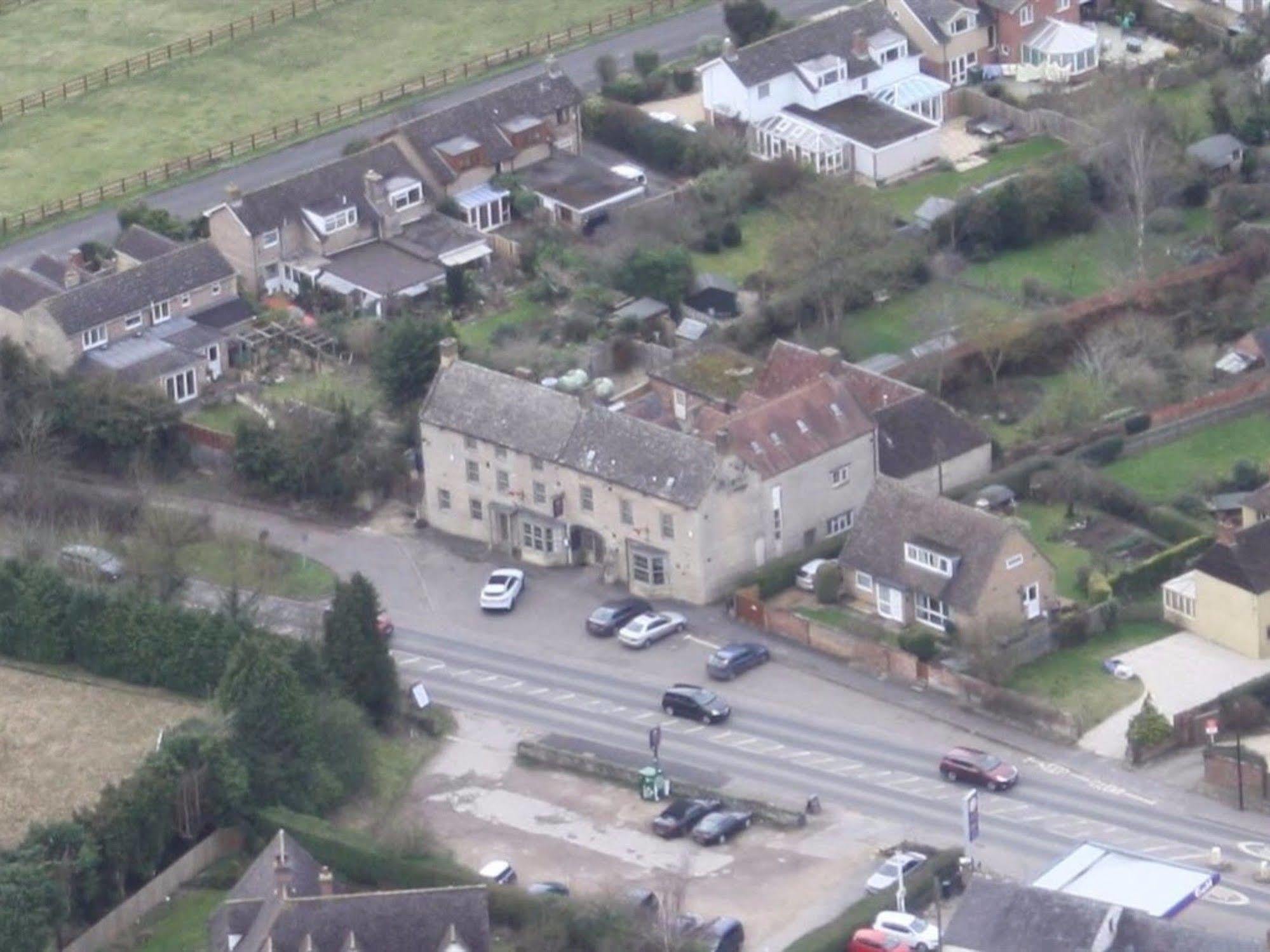 The Halford Bridge Inn Halford (Warwickshire) Exterior photo