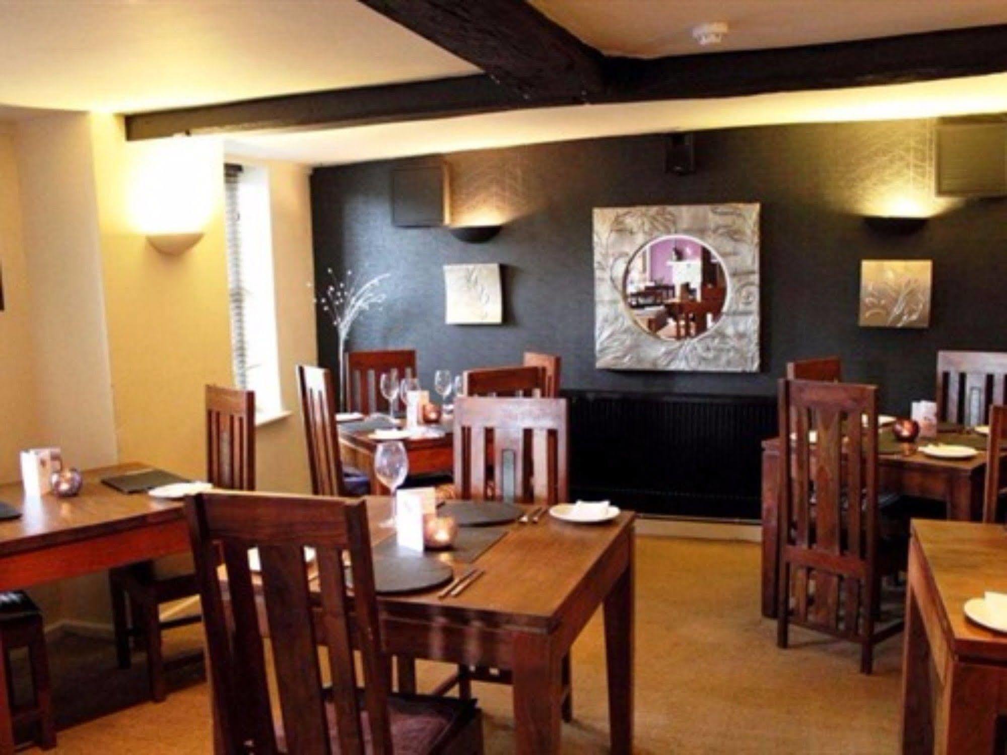 The Halford Bridge Inn Halford (Warwickshire) Exterior photo